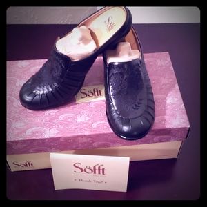 Sofft leather pumps